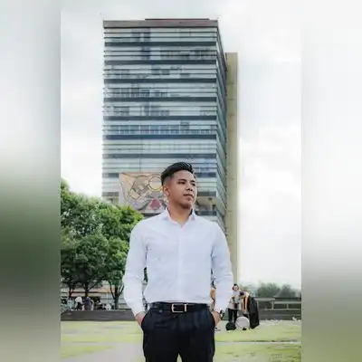 傅梓
